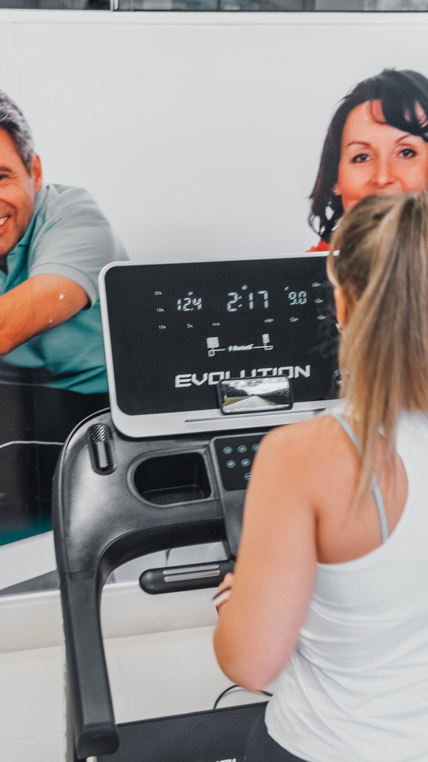 Esteira Elétrica Comercial EVO 3850 AC - Imagem 2