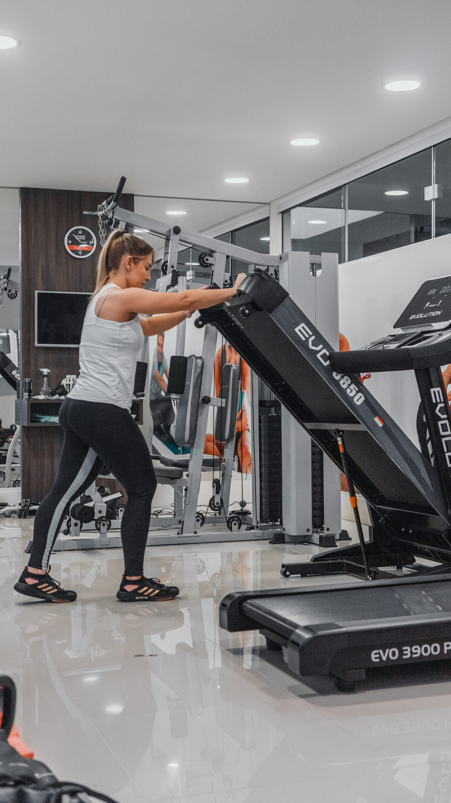 Esteira Elétrica Comercial EVO 3850 AC - Imagem 6