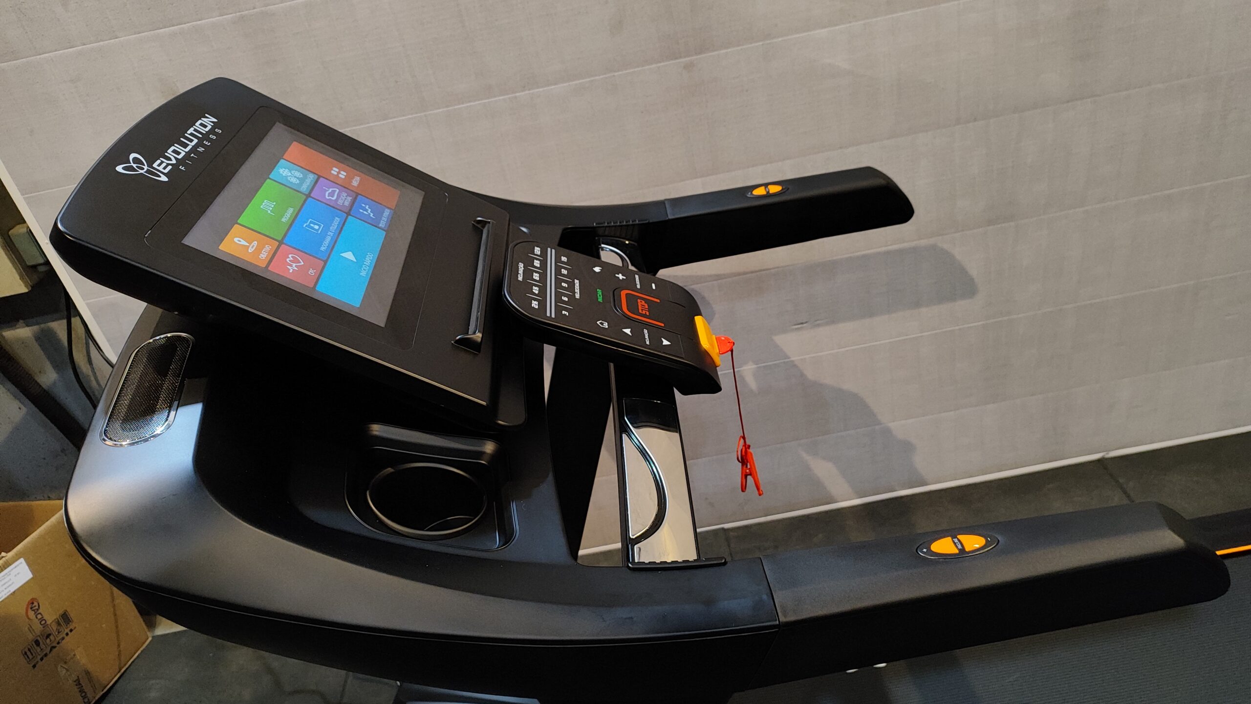 Esteira Elétrica Profissional EVO 7000 - Imagem 6